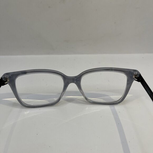 Fendi Women's Glasses with Black Frame and White Trim - Picture 6 of 6